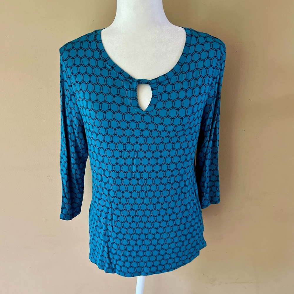 Croft & Barrow Petite Medium PM Blue Black Circles 3/4 Sleeved Keyhole Shirt Top